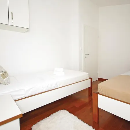 Three-bedroom In Σπίτι διακοπών
